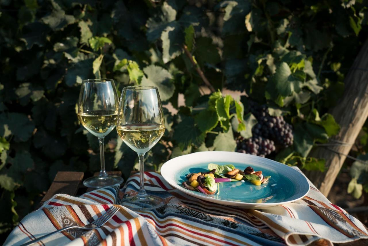 Is Cheas Wine Farm Boutique Hotel San Vero Milis Bagian luar foto