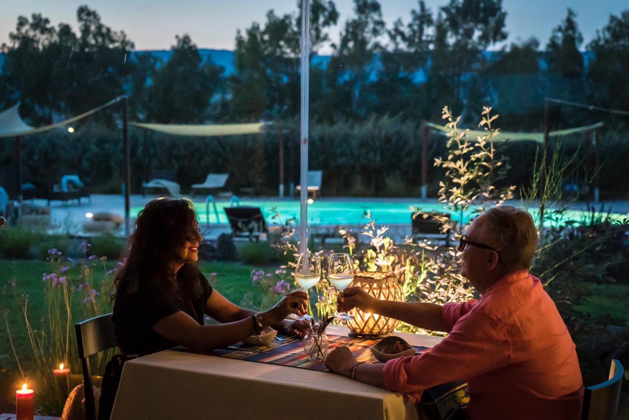 Is Cheas Wine Farm Boutique Hotel San Vero Milis Bagian luar foto
