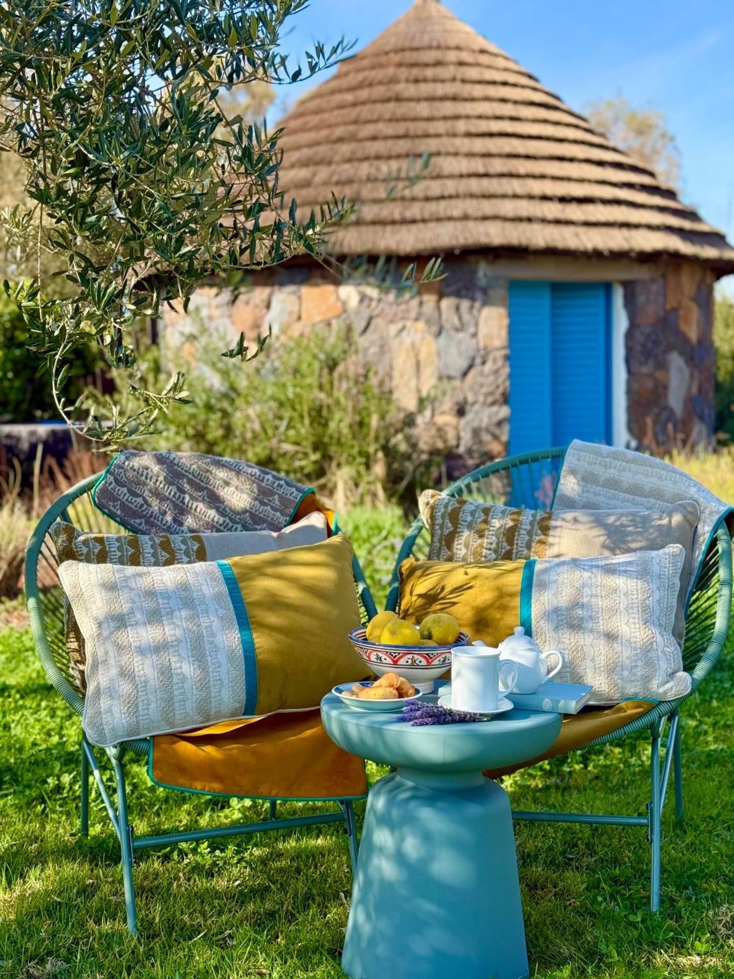 Is Cheas Wine Farm Boutique Hotel San Vero Milis Bagian luar foto